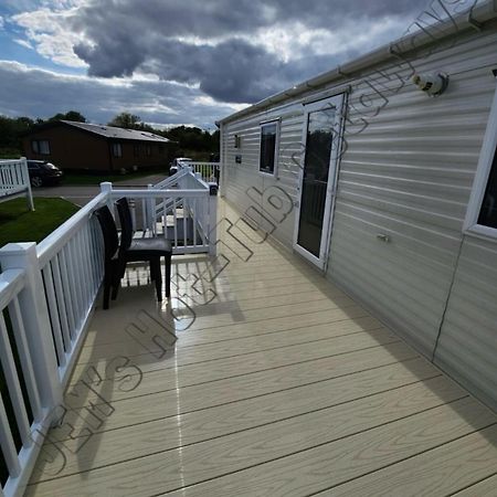 Jems Hot-Tub Getaways 6 Berth At Tattershall Lakes Eksteriør bilde